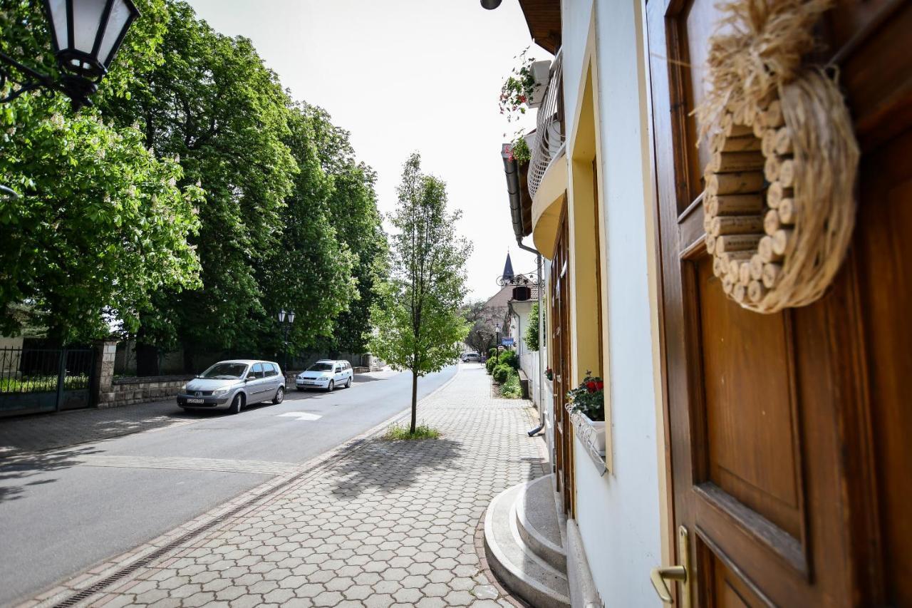 Boralom Studio Apartman Tokaj Exterior photo